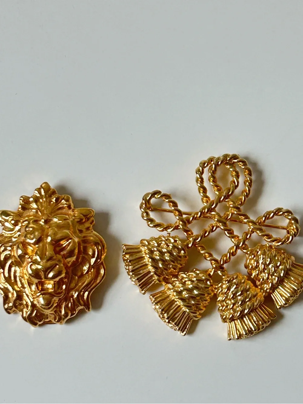 Lion & Tassel 2pc Brooch Set